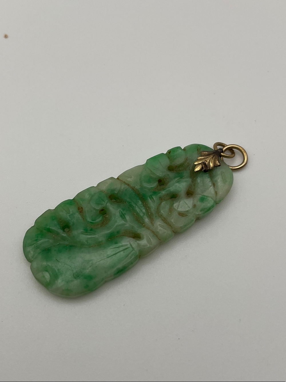 Vintage hand-carved Chinese Jadeite Pendant